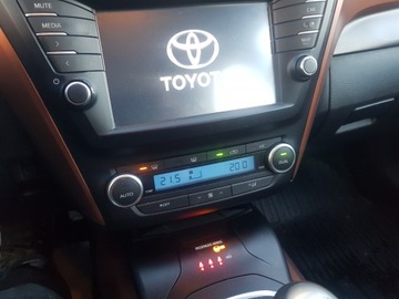 Toyota Avensis III Wagon Facelifting 2015 1.6 D-4D 112KM 2015 TOYOTA AVENSIS kombi (_T27_) 1.6 D4-D (WWT270_) 112 KM, zdjęcie 11