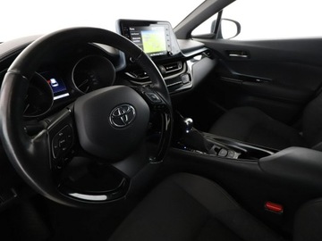 Toyota C-HR I Crossover Facelifting 1.8 Hybrid 122KM 2021 Toyota C-HR HEV klima auto navi grzane fotele, zdjęcie 13