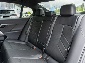 BMW Seria 5 G90-91 Touring 2.0 520d 197KM 2025 BMW Seria 5 520d xDrive Sport Sedan 2.0 (197KM) 2025, zdjęcie 12