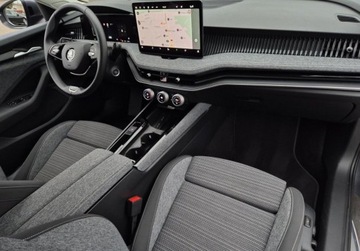 Skoda Superb III Kombi Facelifting 1.5 TSI 150KM 2024 Skoda Superb 1.5eTSI 150KM SelectionPakiety MatrixLED ACC 4Podgrzew.Fot. A, zdjęcie 9