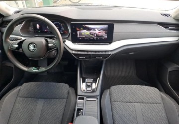 Skoda Octavia IV Liftback 1.5 TSI EVO 150KM 2023 Skoda Octavia Style Aktywny Tempomat Klimatyzacja Lopatki 1.5 Benzyna, zdjęcie 8