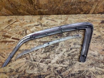 РАМКА ЗАДНЕГО ПРАВОГО ОКНА ХРОМ MERCEDES R107 SLC C107