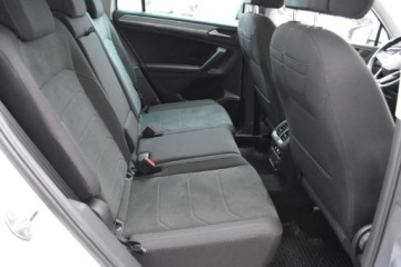 Volkswagen Tiguan II SUV Facelifting 1.5 TSI 150KM 2023 Volkswagen Tiguan SalonPL 150KM DSG LifeACCComfortPakiet ZimowyMasazKamera, zdjęcie 34