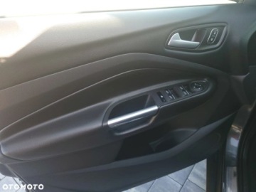 Ford Kuga II SUV Facelifting 2.0 TDCi 180KM 2018 Ford Kuga Ford Kuga 2.0 TDCi 4x4 ST-Line 2.0 Diesel 180KM, zdjęcie 9