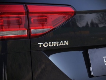 Volkswagen Touran III 1.5 TSI EVO 150KM 2021 Volkswagen Touran 1.5 TSI EVO Comfortline Plus. VAT Marza 1.5 Benzyna, zdjęcie 18