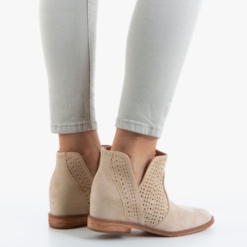 A3733-39 БОТИНКИ НА ТЕХНИКЕ L.HAKI E БЕЖЕВЫЕ КОВБОЙСКИЕ 38