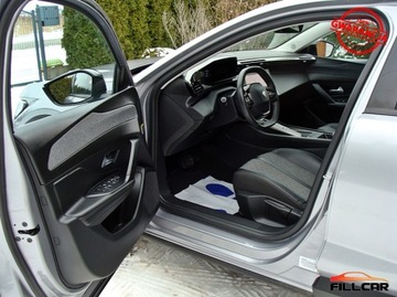 Peugeot 408 Crossover Plug-In 1.6 Plug-In Hybrid 225KM 2023 Peugeot 408 Peugeot 408 1.6 PureTech Hybrid PHEV Allure EAT8 Kamera 1.6, zdjęcie 17