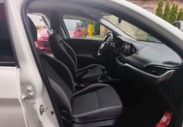 Fiat Tipo II Sedan 1.4 95KM 2016 Fiat Tipo Fiat Tipo 1.4 16V Lounge 1.4 Benzyna 95KM, zdjęcie 6