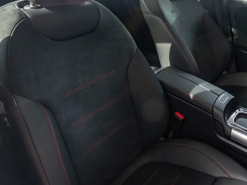 Mercedes GLA II Off-roader Facelifting 1.3 200 163KM 2025 MERCEDES-BENZ GLA 200 AMG Line Suv 1.3 (163KM) 2025, zdjęcie 6