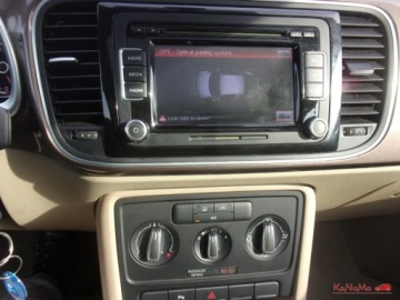 Volkswagen Beetle Hatchback 3d 1.2 TSI 105KM 2014 Volkswagen Beetle Automat 1,2 b zarejestrowany w PL 1.2 Benzyna 105KM, zdjęcie 3