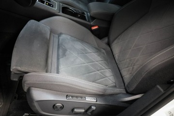 Volkswagen Golf VIII Variant 2.0 TDI 150KM 2022 Volkswagen Golf STYLE*2.0TDI*Salon, zdjęcie 23