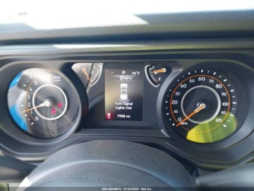 Jeep Gladiator 2024 Jeep Gladiator Nighthawk 2024 3.6l 3.6 Benzyna 285KM, zdjęcie 10