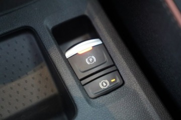 Renault Captur II Crossover 1.3 TCe 140KM 2022 Renault Captur INITIALE PARIS nawi skóra kamera, zdjęcie 29