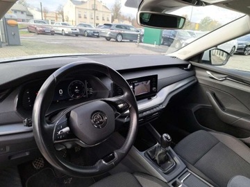Skoda Octavia III Kombi Facelifting 1.5 TSI ACT 150KM 2020 Skoda Octavia 1.5 Benzyna 150KM, zdjęcie 11