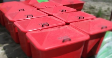 Контейнер для песка и соли, 220 литров.