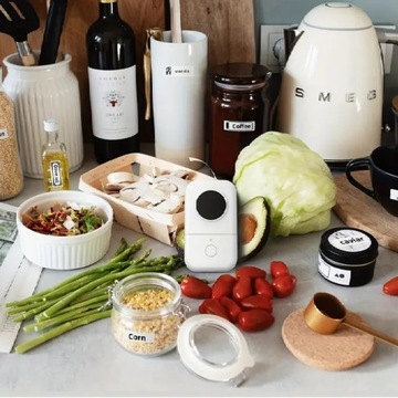 Мини-принтер этикеток Phomemo D30, розовые самоклеящиеся наклейки EAN CODE BT