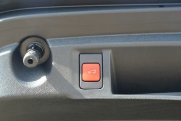 Peugeot 308 III SW Plug-In 1.6 Hybrid 225KM 2023 Peugeot 308 GT LINE blis SKORA nawi FULL LED kame, zdjęcie 13