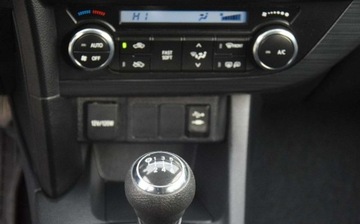 Toyota Auris II Hatchback 5d Facelifting 1.33 Dual VVT-i 99KM 2015 Toyota Auris 1.3B Klima 2015r Oryginal Lakier 2 Kpl Kol Sprowadzony Oplaco, zdjęcie 26