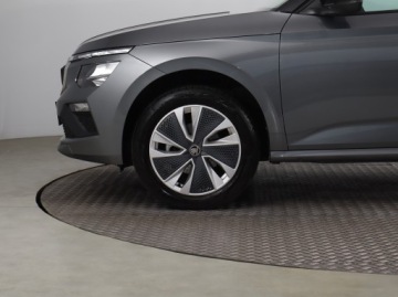 Skoda Kamiq Crossover Facelifting 1.0 TSI 115KM 2025 Skoda Kamiq 1.0 TSI, 1. Właściciel, Serwis ASO, zdjęcie 14