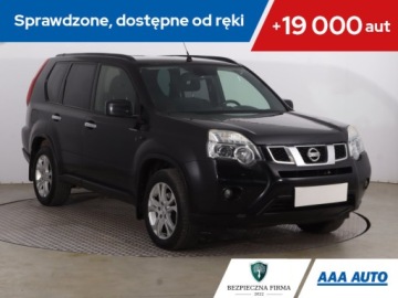 Nissan X-Trail II 2.0 dCi 150KM 2013 Nissan X-Trail 2.0 dCi, 4X4, Navi, Klima
