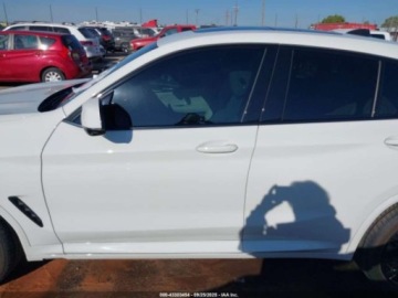 BMW X4 G02 2025 BMW X4 xDrive30I 2025 2.0l 2.0 Benzyna 248KM, zdjęcie 2