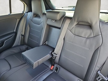 Mercedes Klasa A W177/V177 Hatchback Facelifting 2.0 220 190KM 2024 Mercedes-Benz Klasa A Mercedes-Benz A220 4Matic 2.0 Benzyna 190KM, zdjęcie 11