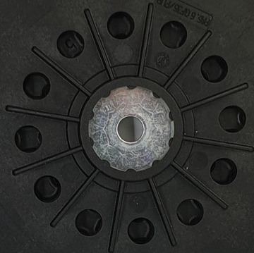 Средний шлифовальный диск BOSCH GEX 150 новая модель