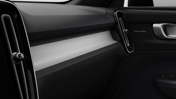 Volvo XC40 Crossover Facelifting 2.0 B3 163KM 2025 Volvo XC 40 Plus Dark B3 Mild Hybrid Benzyna, zdjęcie 12