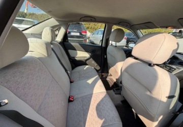 Ford Focus I Sedan 1.8 16V 115KM 2003 Ford Focus Polski salon I wlasciciel od nowosci 1.8 Benzyna 116KM, zdjęcie 15