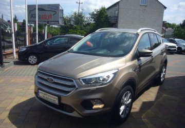 Ford Kuga II SUV Facelifting 1.5 EcoBoost 150KM 2019 Ford Kuga Ford Kuga II Salon PL - serwis 1.5 Benzyna 150KM, zdjęcie 1