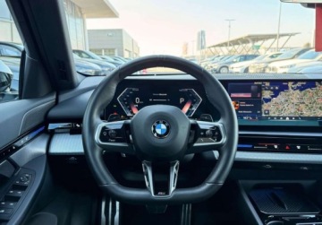 BMW Seria 5 G90-91 2023 BMW Seria 5 I wlasciciel M Sport Gwarancja Bezwypadkowy FVAT23, zdjęcie 31