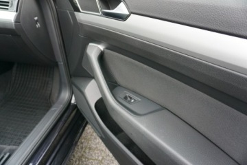 Volkswagen Passat B8 Variant 1.6 TDI 120KM 2015 Volkswagen Passat Zarejestrowany, Rok Gwarancji,, zdjęcie 23