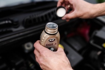 ТОРМОЗНАЯ ЖИДКОСТЬ ДОТ-4 0,5л К2