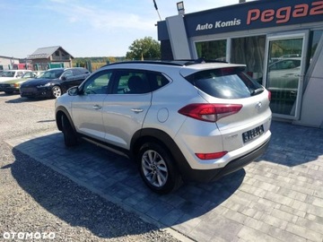Hyundai Tucson III SUV 1.7 CRDI 115KM 2015 Hyundai Tucson Hyundai Tucson 1.7 CRDI BlueDrive Comfort 2WD 1.7 Diesel, zdjęcie 2