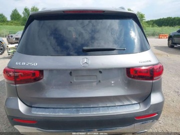 Mercedes GLB 2021 Mercedes-Benz GLB 250 4Matic 2021 2.0l 2.0 Benzyna 221KM, zdjęcie 4