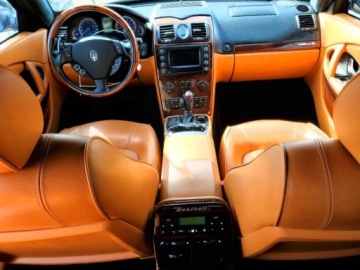 Maserati Quattroporte I 2007 Maserati Quattroporte M139 2007 4.2 Benzyna 394KM, zdjęcie 8
