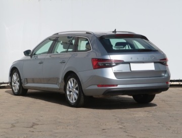 Skoda Superb III Kombi Facelifting 2.0 TSI 190KM 2020 Skoda Superb 2.0 TSI, Salon Polska, Serwis ASO, zdjęcie 3