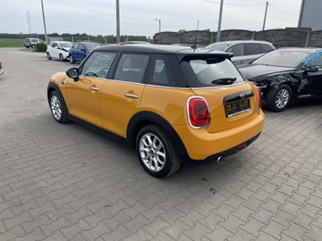 Mini Mini F56 Hatchback 1.5 D 116KM 2017 Mini Cooper D Automat Klimatyzacja