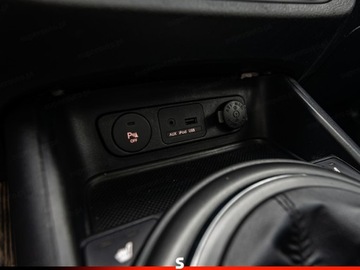 Kia Sportage III SUV 2.0 CRDi 136KM 2012 Od ręki - Kia Sportage 2.0 CRDI 2WD Suv 136KM 2012, zdjęcie 19