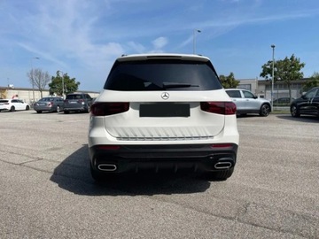 Mercedes GLB SUV 2.0 220d 190KM 2025 MERCEDES-BENZ GLB 220 d 4-Matic AMG Line 2.0 190KM, zdjęcie 2