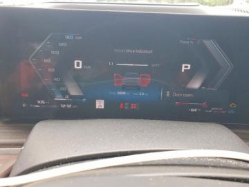 BMW X7 2024 BMW X7 M60i 2024 4.4 Benzyna 523KM, zdjęcie 9