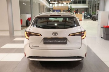 Toyota Corolla XII TS Kombi 1.2 Turbo D-4T 116KM 2021 Toyota Corolla 1.2 T Comfort Lpg instalacja gazowa 1.2 Benzyna 116KM, zdjęcie 3