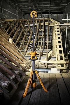 АККУМУЛЯТОРНЫЙ ТОРШЕР DEWALT 18 В DCL079