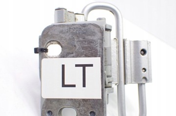 4E0833411C ПЕТЛЯ ДВЕРИ ЗАДНЯЯ ЛЕВАЯ LY7W AUDI A8 D3