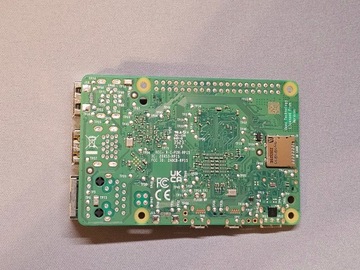 Микрокомпьютер Raspberry Pi 5 4 ГБ + SD-карта 128 ГБ