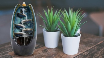 KOMINEK ZAPACHOWY WODOSPAD CERAMICZNY Z KNOTAMI I FILCOWĄ PODSTAWKĄ