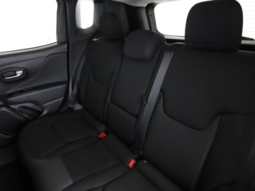 Jeep Renegade SUV Facelifting 1.0 GSE T3 Turbo 120KM 2020 Jeep Renegade klima auto navi czujniki parkowania, zdjęcie 16