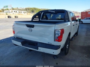 Nissan Titan 2023 Nissan Titan Sv 2023 5.6l 5.6 Benzyna 400KM, zdjęcie 5