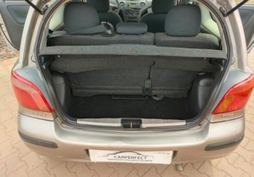 Toyota Yaris I 2003 Toyota Yaris Fajny Stan Brak korozji KLIMA Elektryka Zobacz Benzyna, zdjęcie 25