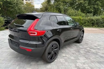 Volvo XC40 Crossover Facelifting 2.0 B3 163KM 2025 Volvo XC 40 VOLVO XC40 Core B3 Mild Hybrid, Dowolna konfiguracja, Polski S, zdjęcie 3